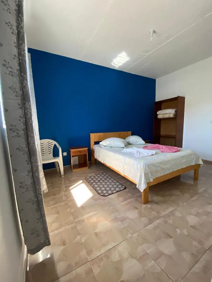 Casa Ze & Sonia Bed and Breakfast Portela