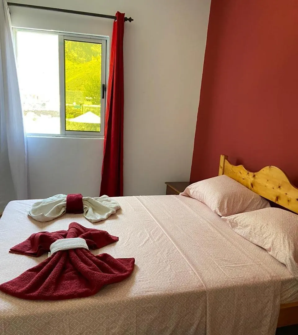 Casa Ze & Sonia Bed and Breakfast Portela