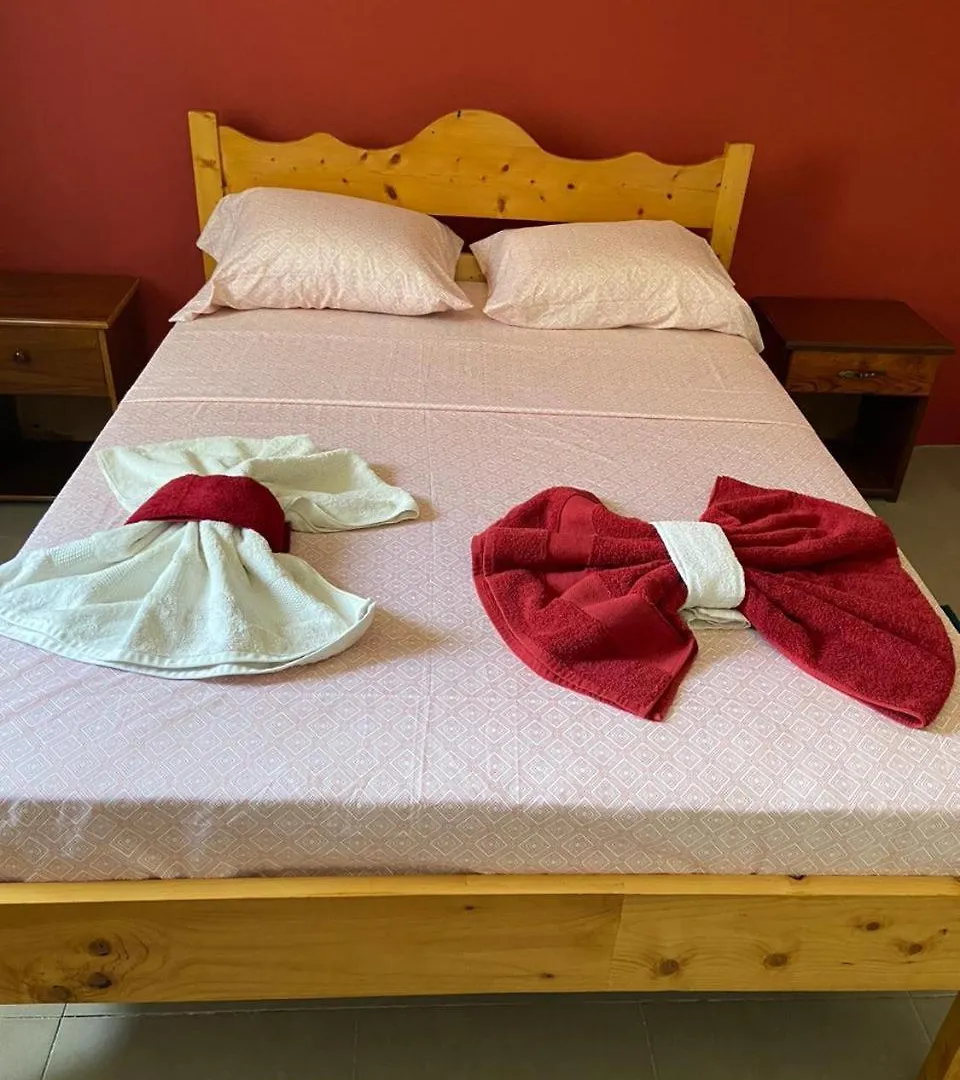 Bed & Breakfast Casa Ze & Sonia Bed and Breakfast Portela