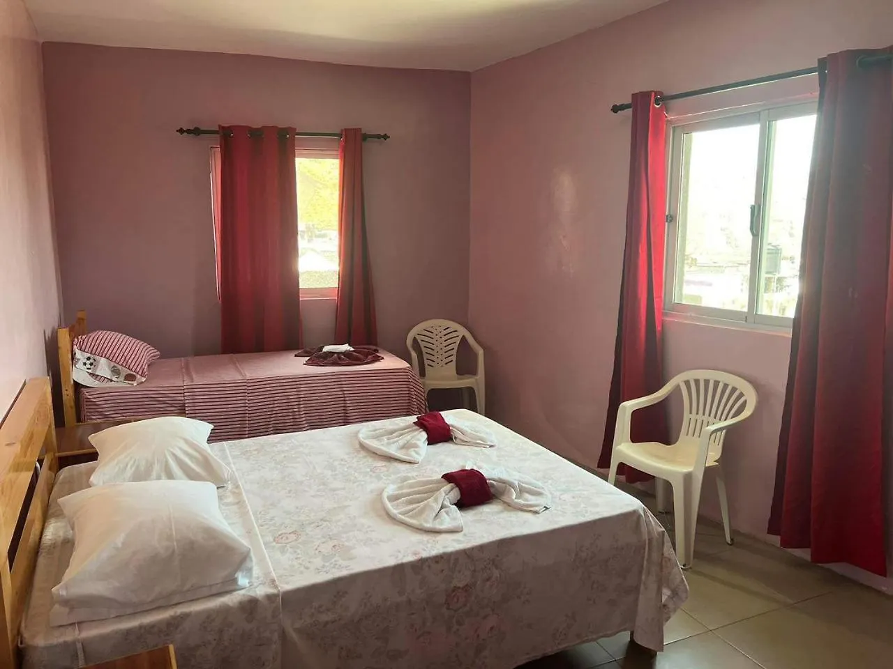 Casa Ze & Sonia Bed and Breakfast Portela